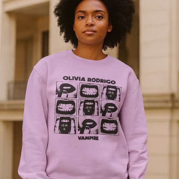Olivia Rodrigo Vampire Graphic Sweatshirt XX-Large Purple Pullover Crewneck - Picture 1 of 5